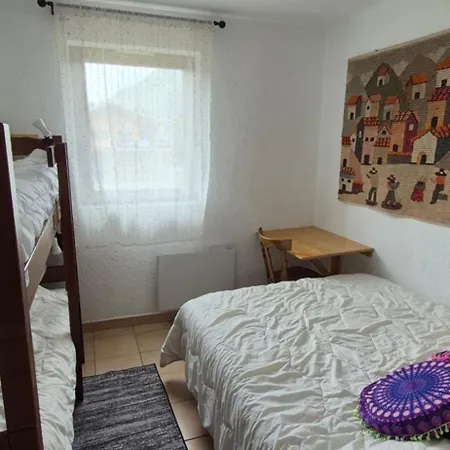 Les 3 Lys Apartment